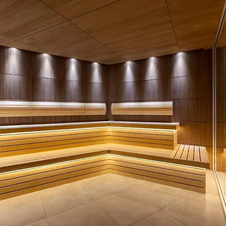 Luxury 2 Bedroom - Breakfast - Free Parking アパート *