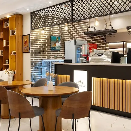 アパート Luxury 2 Bedroom - Breakfast - Free Parking バンスコ