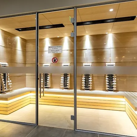 Luxury 2 Bedroom - Breakfast - Free Parking アパート バンスコ
