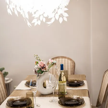 Luxury 2 Bedroom - Breakfast - Free Parking バンスコ