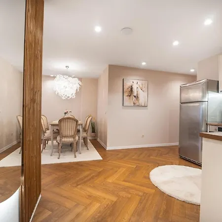 アパート Luxury 2 Bedroom - Breakfast - Free Parking