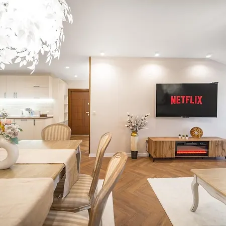 アパート Luxury 2 Bedroom - Breakfast - Free Parking