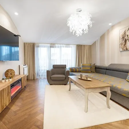 Luxury 2 Bedroom - Breakfast - Free Parking