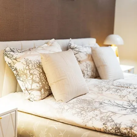 アパート Luxury 2 Bedroom - Breakfast - Free Parking